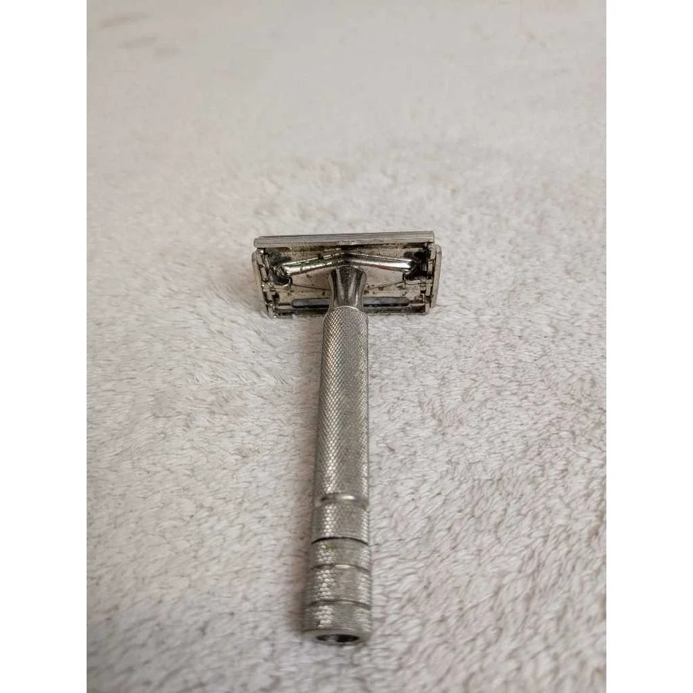 Vintage Gillette Safety‎ Razor Double Edge DE Classic Wet Shaving Tool
